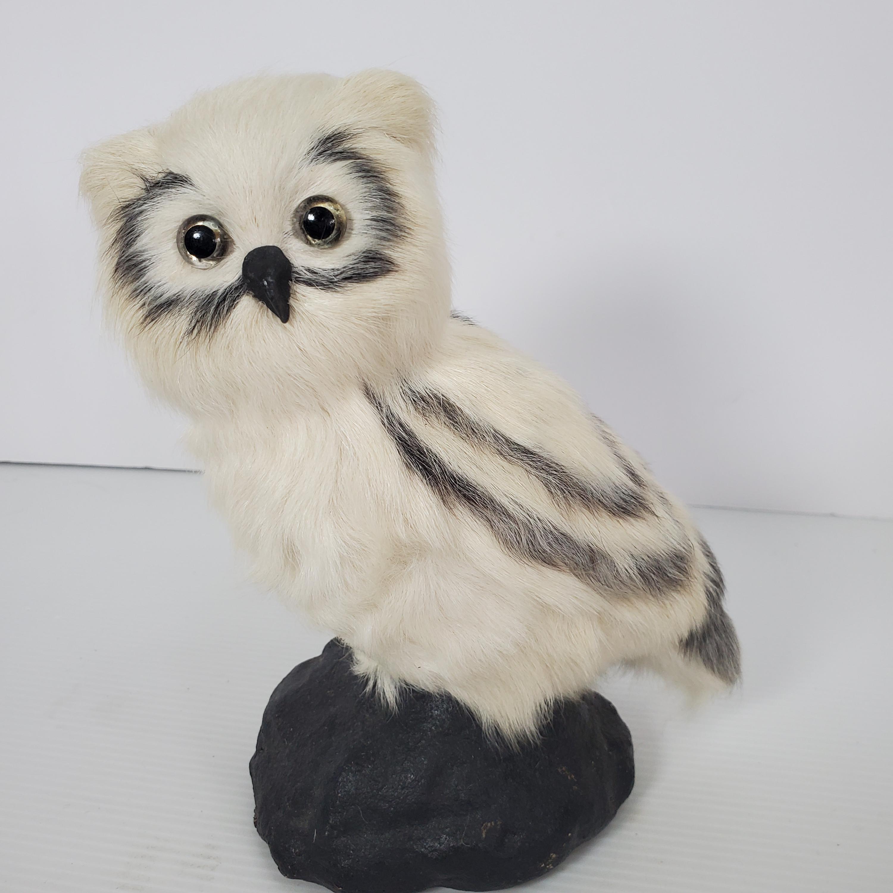 VTG Realistic Faux Fur Owl Figurine on Rock Base with Glass Eyes Woodland Cottagecore Rustic Bird St