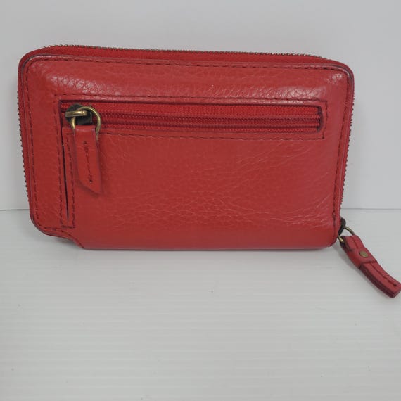 Fossil Red Leather Zip Around Wallet Issue No. 19… - image 4