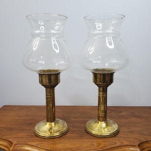 VTG Brass Hurricane Candle Holders Pair 30cm Glass Chimney Rustic Patina Boho Cottagecore Mid Century Mantle Dining Table Home Decor
