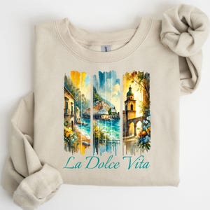 La Dolce Vita Amalfi Coast Travel Sweatshirt Mediterranean Art Pullover Italy Vacation Vintage Coastal Design European Aesthetic Sweater
