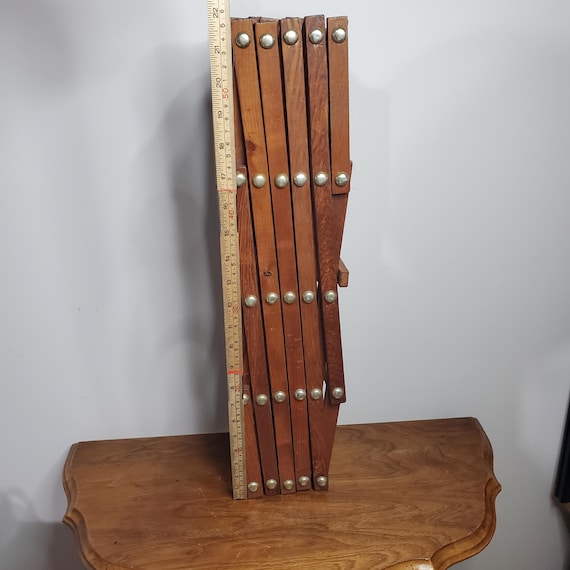 Vintage Expandable Wood Rack | Freestanding 14-bottle Wine Rack or