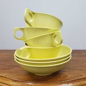 Vintage Melmac Yellow Cups and Bowls Set Mid Century Modern Melamine Dinnerware 4 Handled Cups 3 Bowls Canadian Retro Kitchen Camper MCM