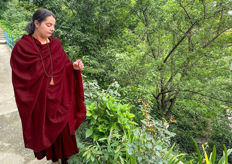 SHUNYATA - Large Merino Wool Shawl - Red Burgundy