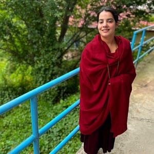 SHUNYATA - Large Merino Wool Shawl - Red Burgundy