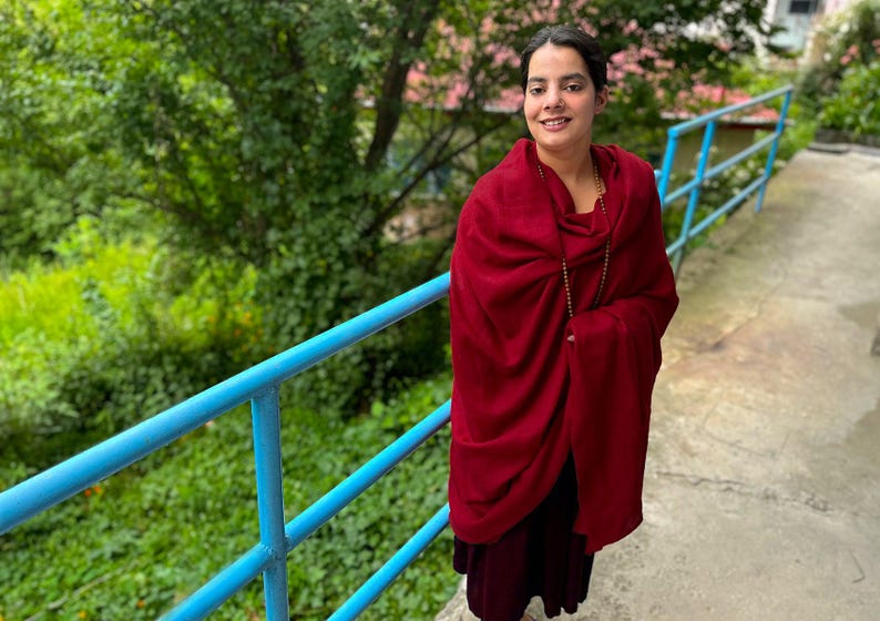 SHUNYATA - Large Merino Wool Shawl - Red Burgundy