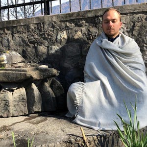 PRIYAM - Wool Large Meditation Shawl - Light Grey