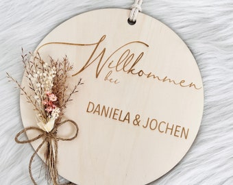 Türschild Holzschild mit Trockenblumen Bouquet Willkommensschild Namensschild Familienschild