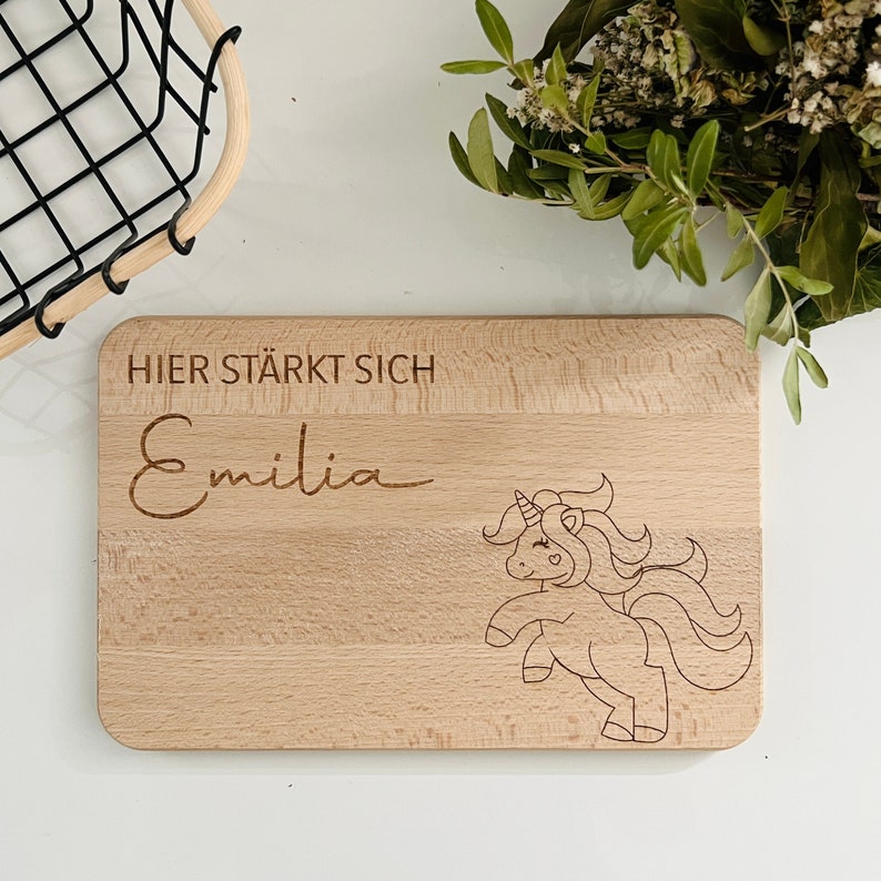 Children's breakfast board, Easter gift for children, boards, personalized with name and rabbit Einhorn