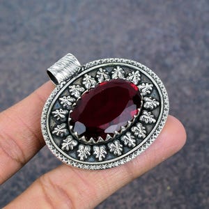 Roter Granat Anhänger 925 Sterling Silber Anhänger Edelstein Anhänger Stilvolle Anhänger Frauen Schmuck Handmade Anhänger Jahrestag Geschenke für Frau