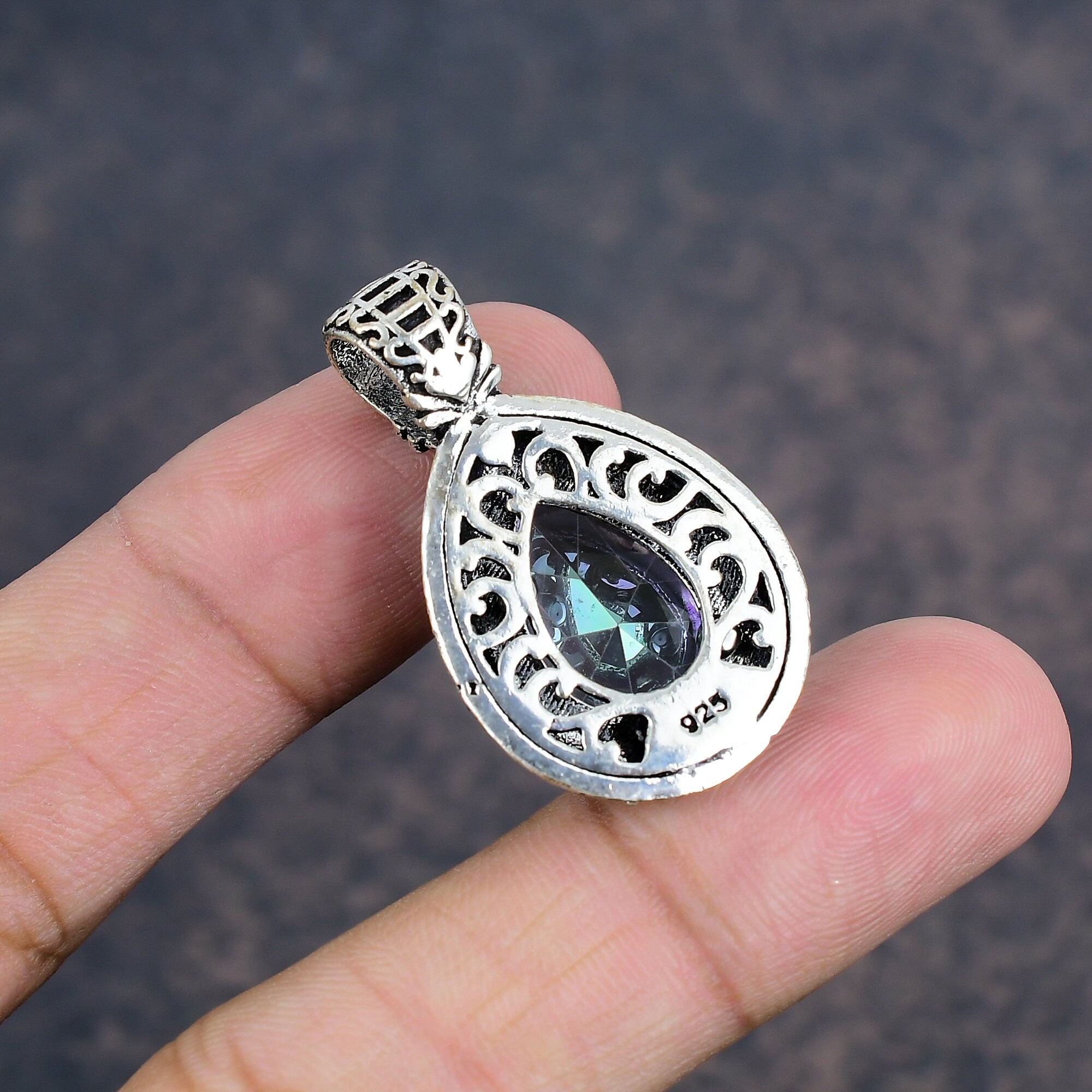 ミスティックトパーズペンダント 925スターリングシルバー 宝石 