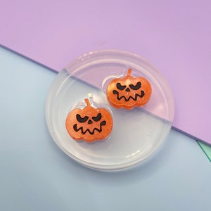 Clear Silicone Mold for Resin 1.7 cm Scary Pumpkin face engraved stud earring mold Jack O’lantern Clear Silicone Mould