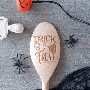 Spooky Spoons Personalised Halloween Design, Gift, Trick or Treat, Pumpkin, Wooden spoon image 3