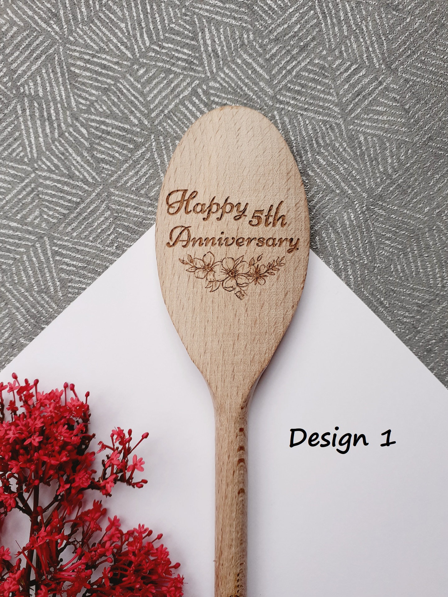 5th Wedding Anniversary, Celebrating 5 Years of Marriage, Wooden Spoon Design, Gift / Present For Him / Her, Happy Couple, Wood Present
