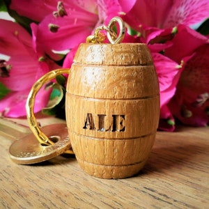 Personalised Wooden barrel keyring wood oak rustic, plain, Spices, Rum, Whisky, Port, Beer, Ale, Burton-on-Trent Brewing Gold