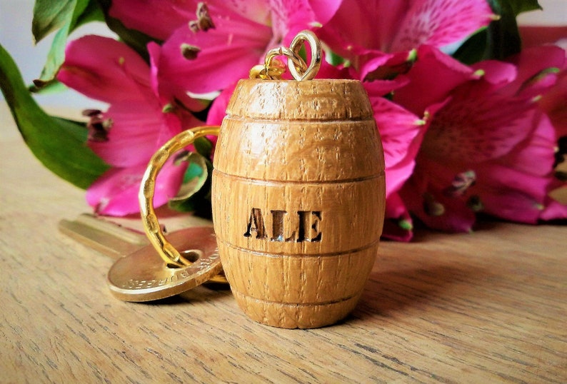 Personalised Wooden barrel keyring wood oak rustic, plain, Spices, Rum, Whisky, Port, Beer, Ale, Burton-on-Trent Brewing Gold