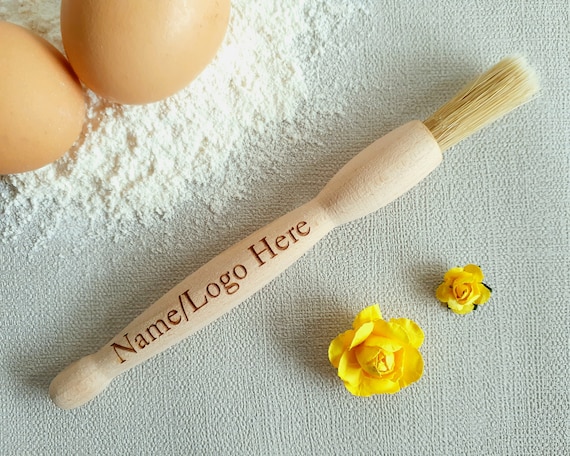 Personalised Wooden Pastry Brush – Engraved Beech Wood for Baking, Cooking & Pastry Gifts, Custom Baker Gift - 18cm long