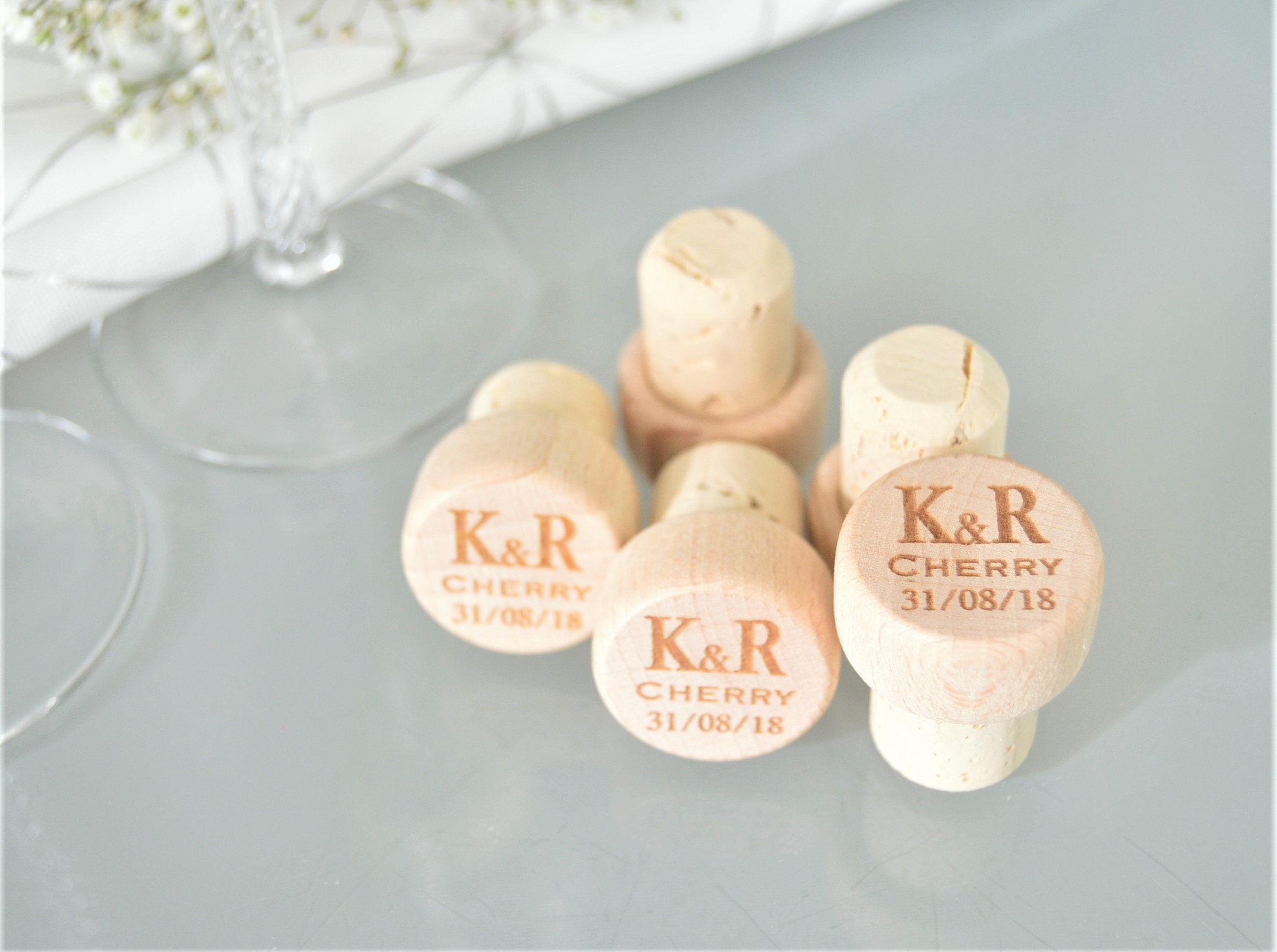 Wine / Gin Cork Stoppers UK Personalised, Party Stopper Wedding Favours, Engraved Wood Wine Stoppers, Customised T Corks, Wine Cork Gift.