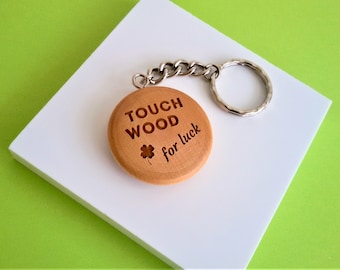 Touch Wood Keyring – Lucky Four Leaf Clover Wooden Keyring, Personalised Good Luck Gift, Solid Keychain