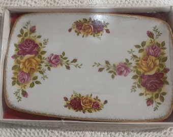 Westminster Australia presentation plate Old English Roses