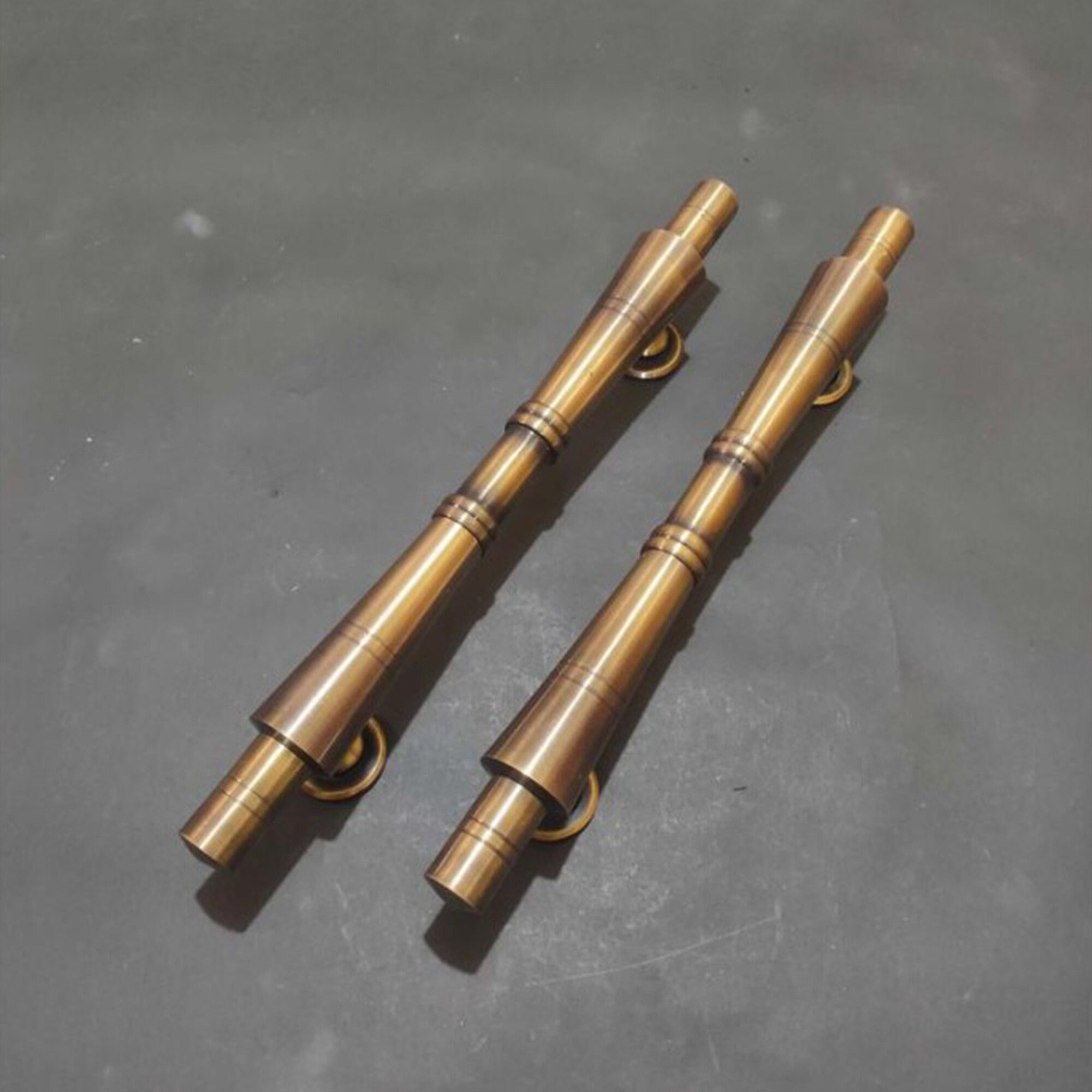 アンティークドアハンドル、真鍮製ドアプル、アンティークドアノブ