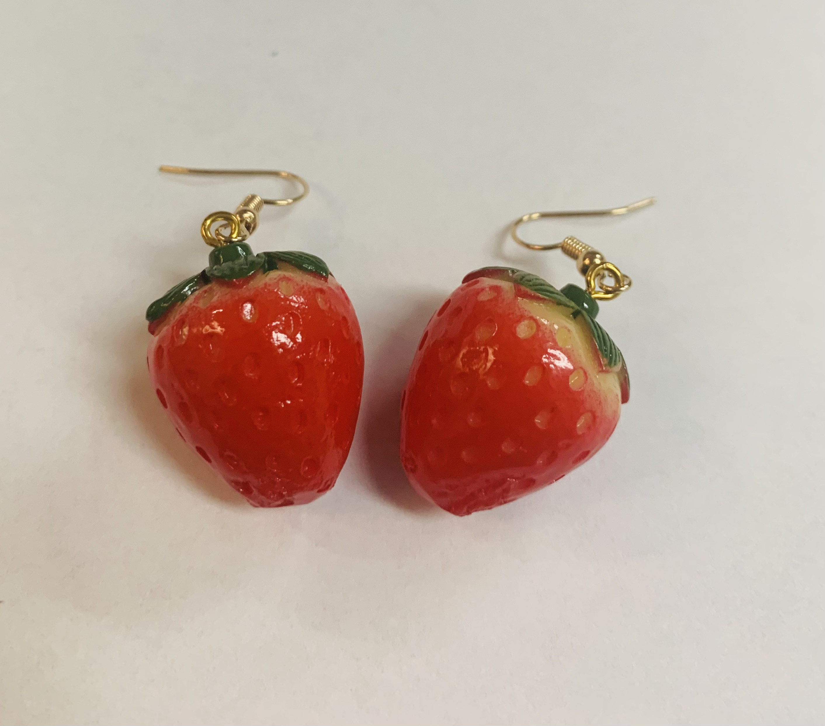 Tiered Gaji stroberi accessories