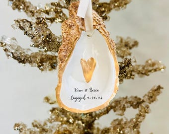 Gold Painted Heart Engagement Gifts, Valentine Day Ornaments, Wedding Ornaments, Oyster Shell Ornaments, Wedding Favors, Engagement Gifts