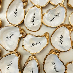Oyster Shell Place Cards, Wedding Place Cards, Oyster Place Cards, Oyster Wedding Favor,  Wedding Placecards, Wedding Decor, Pearl Wedding