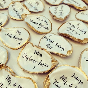 Oyster Shell Place Cards, Wedding Place Cards, Oyster Place Cards, Oyster Wedding Favor,  Wedding Placecards, Wedding Decor, Pearl Wedding