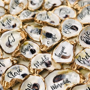 Oyster Shell Place Cards, Wedding Place Cards, Oyster Place Cards, Oyster Wedding Favor,  Wedding Placecards, Wedding Decor, Pearl Wedding