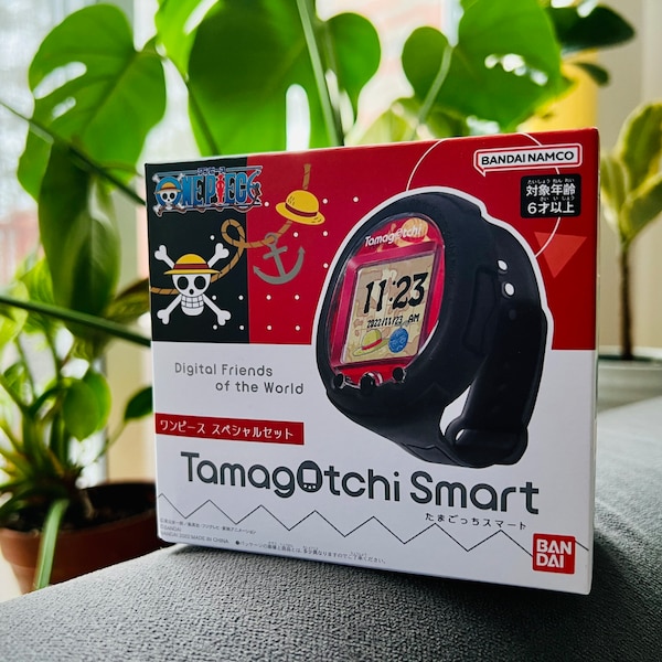 Tamagotchi Smart Special Set | limited edition | Bandai handheld games - Luffy and chopper