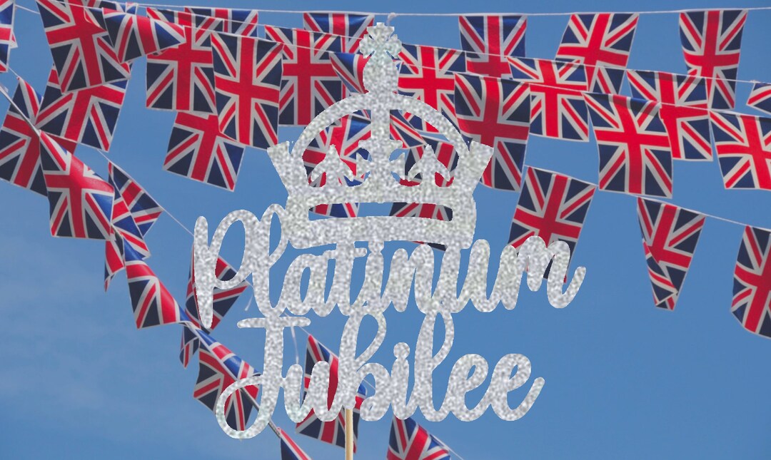 Queens Jubilee Cake Topper, Queens Platinum Jubilee Centrepiece