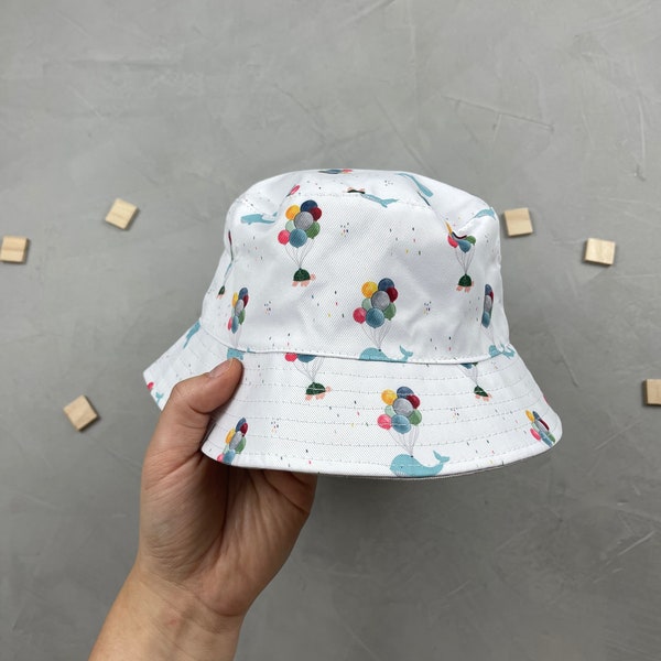 Bucket hat/sun hat - too heavy for the sea/light grey