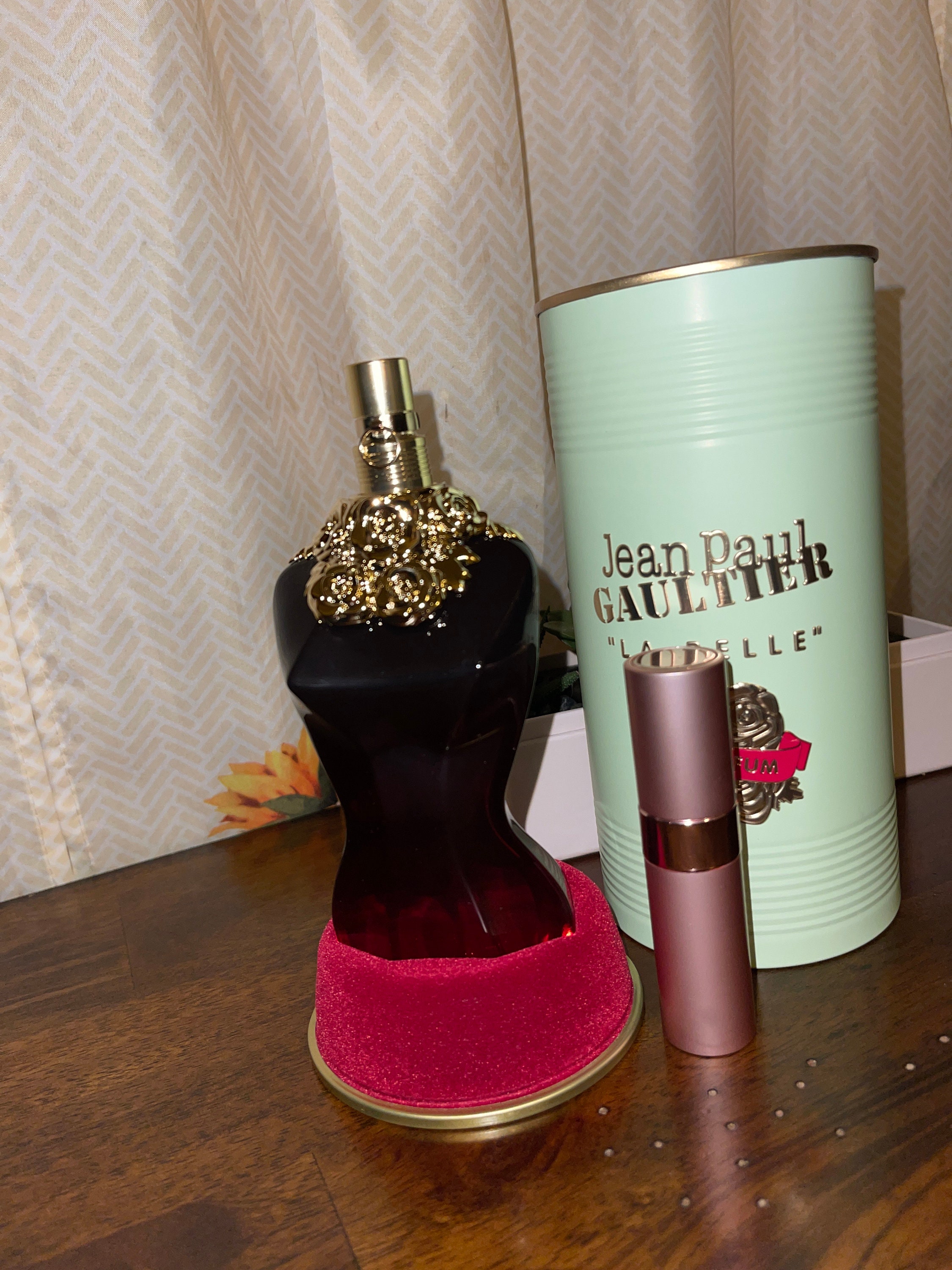 Buy JJean Paul Gaultier La Belle Le Parfum Intense Sample - Perfume Samples