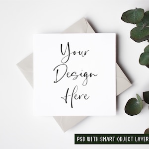 Kwadratowa makieta kartki świątecznej z szarą kopertą, PSD Smart Object Digital Mock-up, świąteczny sezon świąteczny Mock Up, JPEG Download