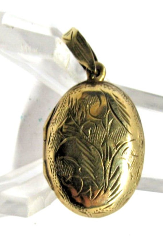 Stunning Antique Victorian Mourning Locket 9ct Rol