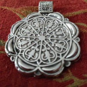 Stunning Large Hallmarked Pendant, Beautifully Decorated  32.1g PRICE REDUCED!