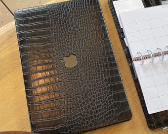 Croc Leather MacBook Case | Vegan Leather Laptop Cover | MacBook Air & Pro 13.3, 13.6, 14, 15, 16 Inch