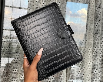 Couverture pour agenda A5 en cuir croco noir | Agenda en cuir végétalien PU | Reliure rechargeable A5 à 6 anneaux