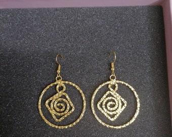 earings with ancient Greek key