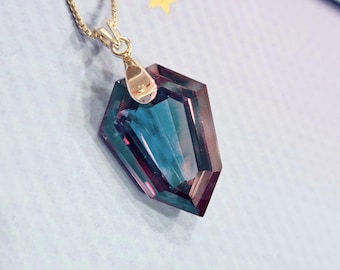 Alexandrite Pendant Necklace: 925 Sterling Silver, Color Change Gem