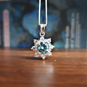 Moissanite Necklace-Blue Green Stone Necklace For Her-Engagement Gift-Solid Sterling Silver-Natural Moissanite-2ct Round-Wedding Necklace