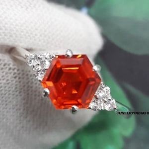 Anillo hexagonal de zafiro naranja: anillo de promesa de plata de ley