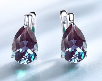 Pendientes de alejandrita con corte de pera: plata de ley 925