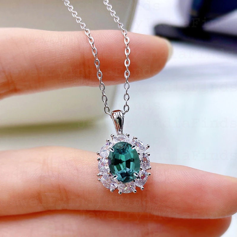 Alexandrite Pendant, 925 Sterling Silver, Alexandrite Alexandrite Pendant, 925 Sterling Silver, Alexandrite