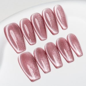 Sun&Beam Nails Handmade Press-On Solid Color Medium Coffin with Fuchsia Pink Color Cat Eye  Design Magnet Charm Cute False Nail Tips 10 Pcs