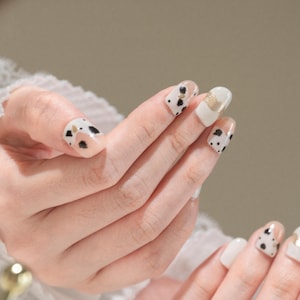 Sun&Beam Nails Handmade Press-on Short Square White Black Gold Ombre Hand-Painted Design Fashion False Nail Tips 10 Pcs Set #220