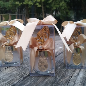 Custom Butterfly Candle Favors: Elegant Wedding Thank You Gifts