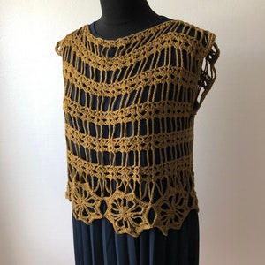 Crochet openwork tshirt