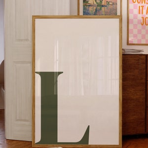 Letter L poster, groene muur kunstafdruk, alfabet letter L kunstafdruk, preppy kamer decor, groene muur kunst, hoofdletters naam voorletter L kunst aan de muur