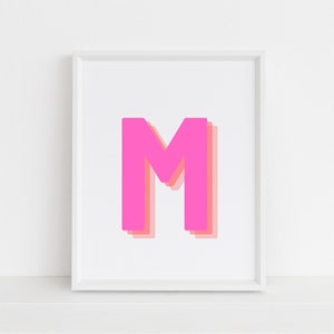 Impresión retro de letra M en 3D, impresión de letras monograma, letra rosa y naranja, impresión del alfabeto inicial, arte de letras de bebé, descarga digital, arte de pared